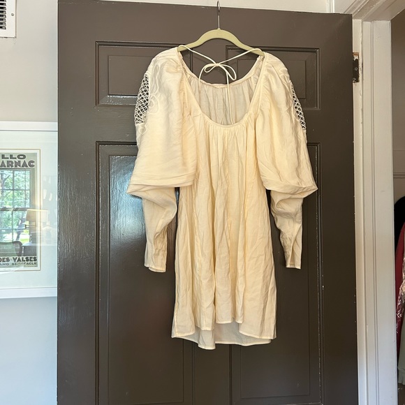 H&M Cream Voluminous Embroidery Detail Dress - Picture 11 of 11